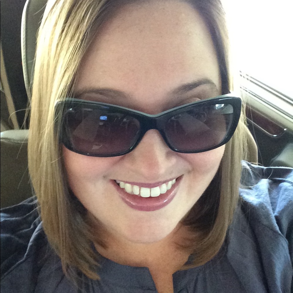 Meet your Posher, Shelby